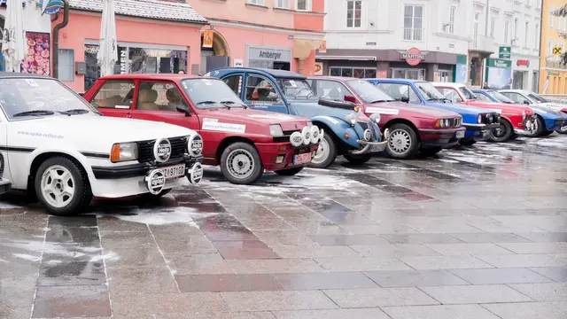 Die 19. Winterrallye Steiermark verwandelte Leoben am Wochenende in das Zentrum der Oldtimer-Welt. | Foto: Black Cat Foto