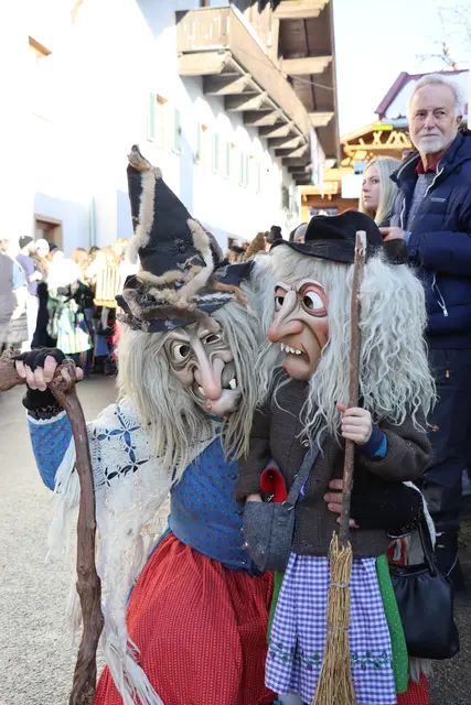 Auch die jüngsten Hexen sorgten für fröhliche Stimmung bei Groß und Klein. | Foto: Kendlbacher