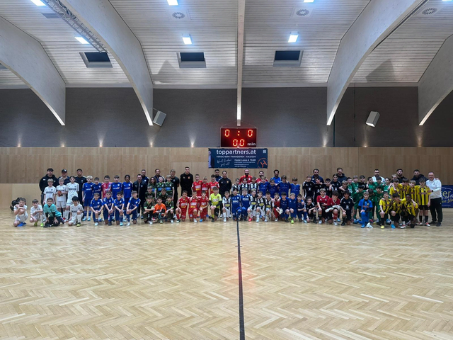 Mehr als 120 Teams werden sich in elf Turnieren um die begehrten Titel und Pokale matchen. | Foto: KK