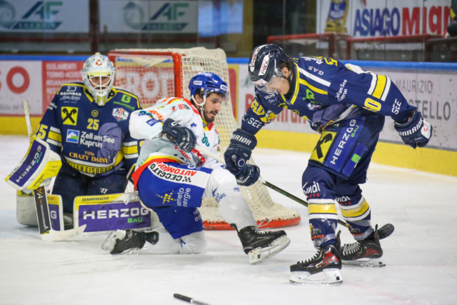 Die Zeller Eisbären verloren gegen Asiago. | Foto: Fantini Serena