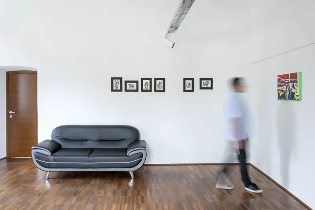 "Formwandler" von Priska Leutenegger (links) und "Connection" von Fabian Freese (rechts) | Foto: Violetta Wakolbinger