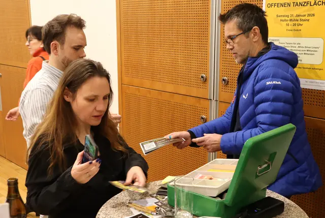 Gedränge bei der Eintrittskasse | Foto: Gerhard Langmann