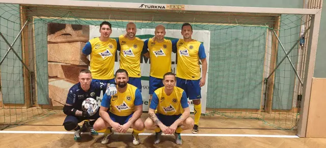 Das Team der Vienna-Legenden mit Mario Konrad, auch ein Ex-SV Horn-Spieler, sicherte sich den vierten Tabellenplatz. | Foto: Markus Kahrer