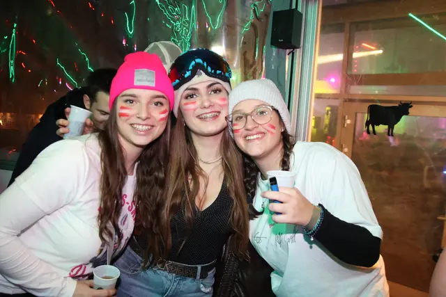 Tolle Apres-Ski-Party in Fuschl: Leonie, Maridi und July.