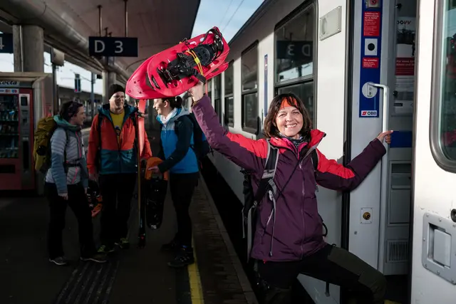 Auch für Winterreisen oder Tagesausflüge lässt sich die Bahn benutzen. 