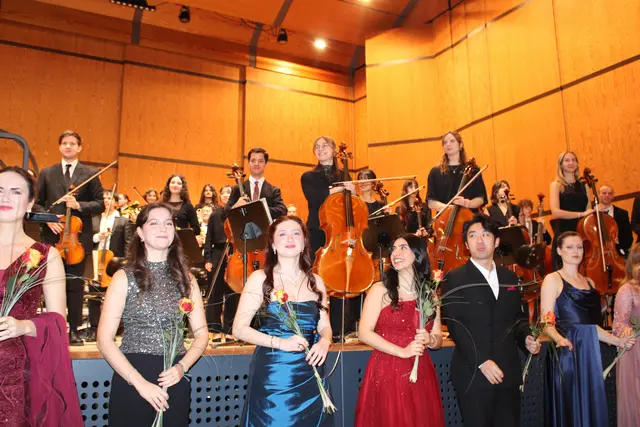 Das Symphonieorchester Oberschützen sowie zahlreiche Sängerinnen und Sänger begeisterten mit ihrer Darbietung von "Romantischen Opernszenen". | Foto: Anika Paul