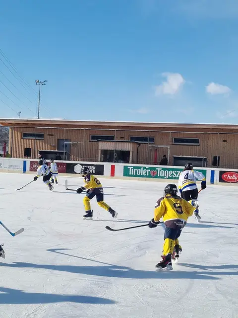 Die 13 beim Spiel in Wattens | Foto: EC Ehrwald