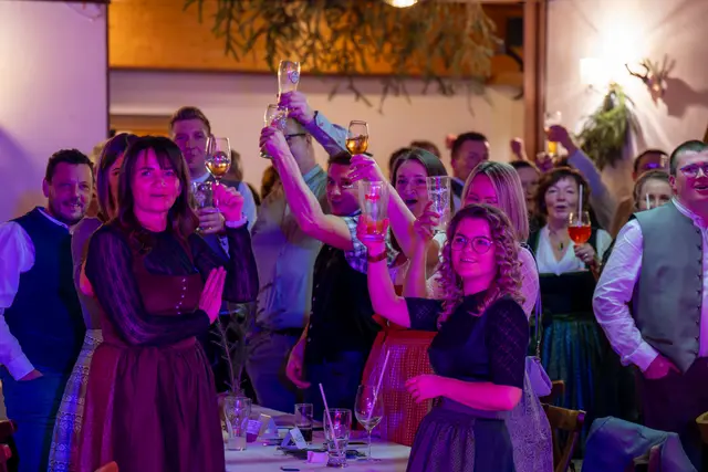 Der Saal war bis auf den letzten Platz gefüllt. | Foto: Martin Scharinger