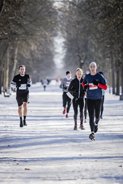 Die Winterlaufserie im Akademiepark ging in die zweite Runde. | Foto: Roman Stoiber