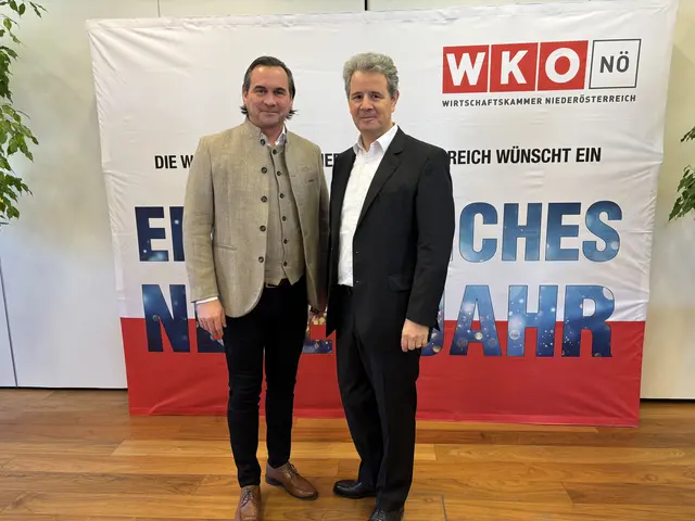 Christian Bauer, Bezirksstellenobmann und Thomas Salzer, Vizepräsident der WKNÖ. | Foto: Victoria Edlinger