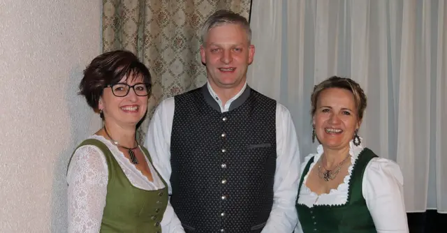 Von links: Renate Danninger, Stefan Seyr und Johanna Miesenberger. | Foto: Jasmin Danninger