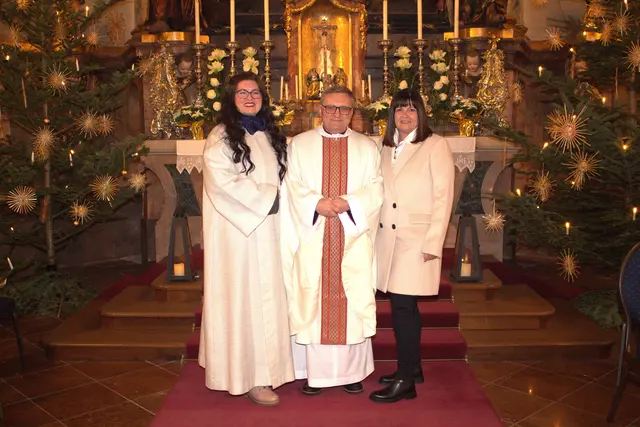 Pastoralvorständin Angelika Fuchs, Pfarrer Marek Michalowski und Verwaltungsvorständin Evelyn Hauser-Sporn (v. l. n. r.). | Foto: Pfarre Mattigtal/Schaller