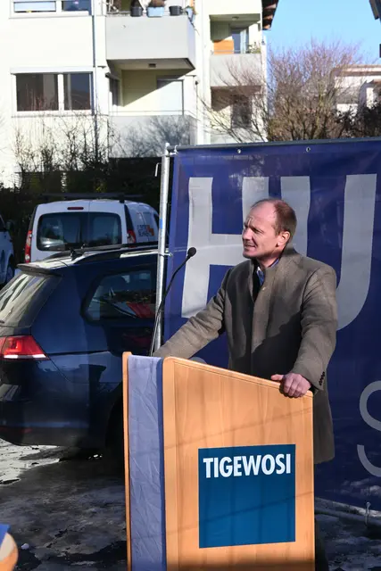 Es würde manchmal auch schwierige Entscheidungen brauchen, bei denen man nicht alle glücklich macht, aber immerhin den Großteil, so Bürgermeister Anzengruber. | Foto: Königer