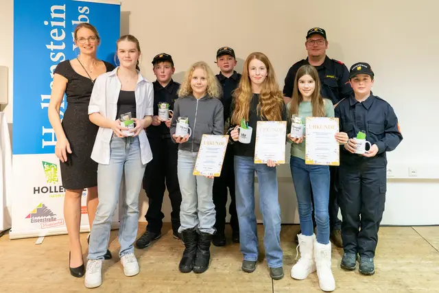 Bgm. Manuela Zebenholzer, Nicole Schoisswohl, Felix Fellner, Paula Schediwy, Jakob Helm, Emilia Jagersberger, Larina Tippelreither, Johannes Mandl, Thomas Mandl
 | Foto: Fotogruber