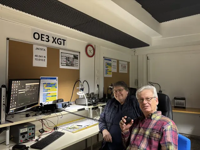 Im Falle eines großflächigen Stromausfalls kommt der Kommunikation eine zentrale Rolle zu und hier leisten Funkamateure einen entscheidenden Beitrag. | Foto: Chalusch