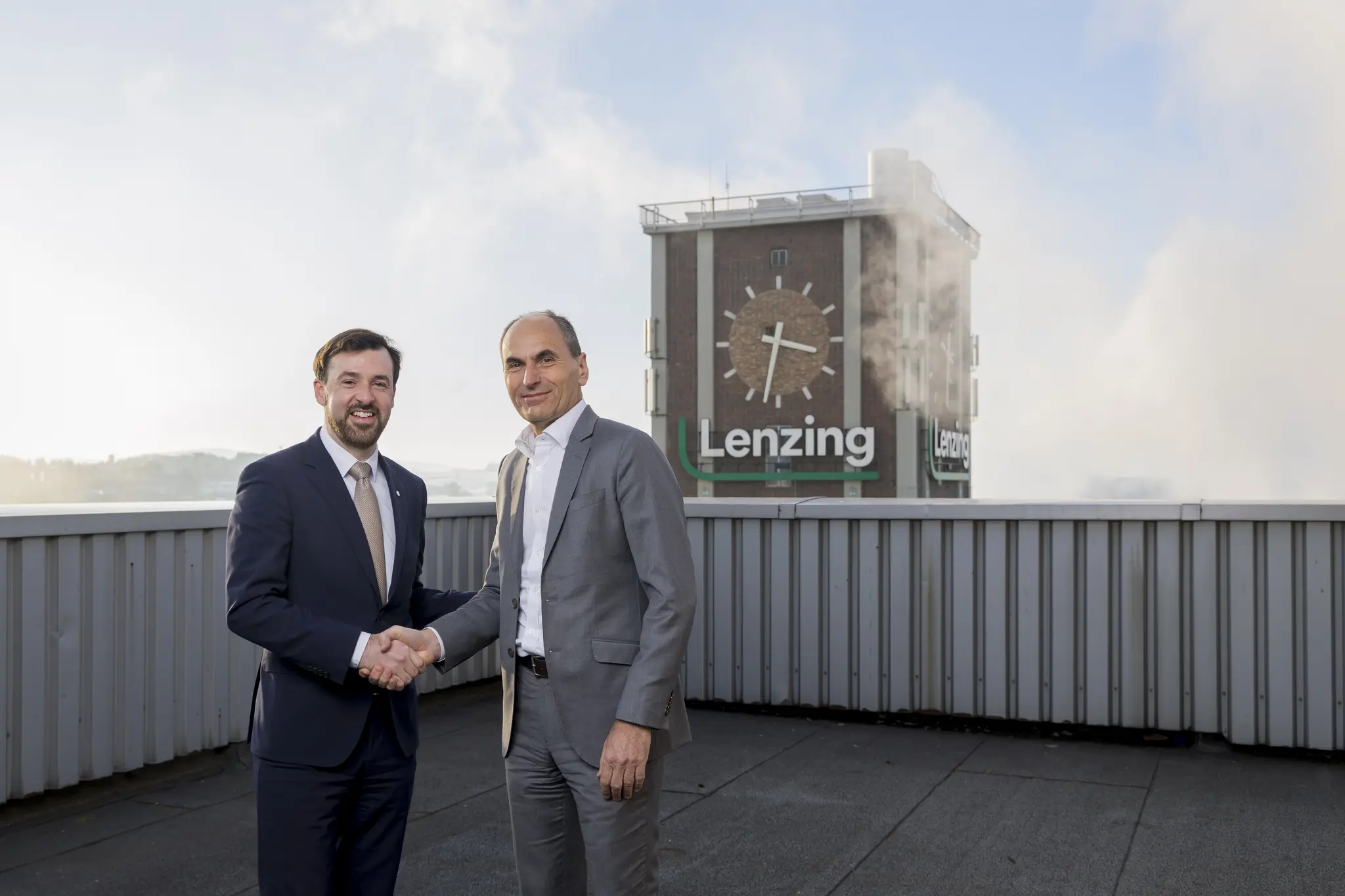 Lenzing Rahmenvertrag bis 2040: Lenzing und Energie AG Umwelt Service ...