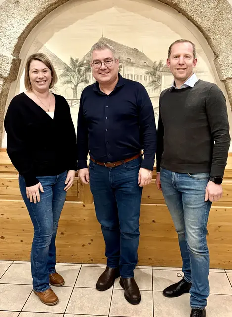 Nadine Radner, Bürgermeister Ingo Dörflinger und Christian Brunner. | Foto: ÖVP Kirchham