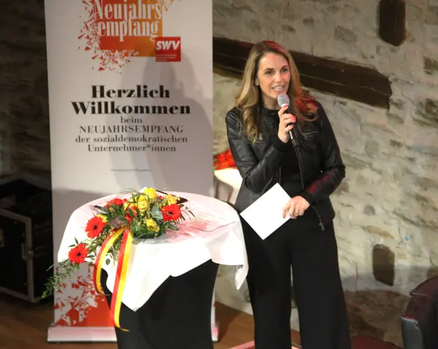 Charmant und äußerst professionell durch den Abend führte Moderatorin Elisabeth Gamauf-Leitner. | Foto: Peter Seper
