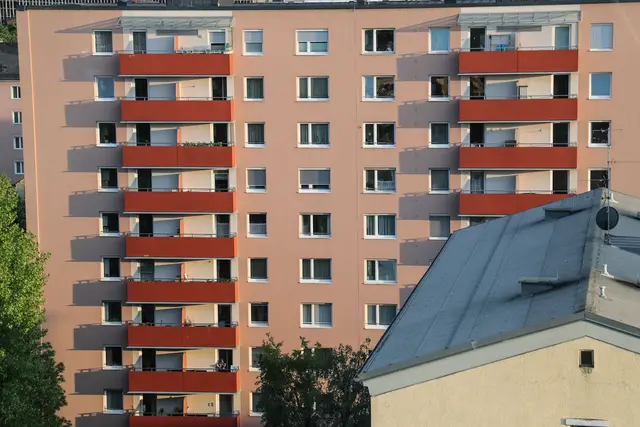 Wohnraum in der Stadt Salzburg ist ein knappes gut. Manche Wohnungen stehen leer, obwohl die Nachfrage groß ist.  | Foto: Franz Neumayr