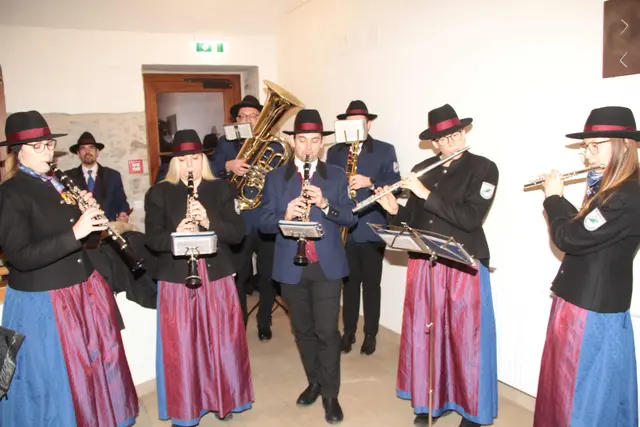 Die Blasmusik Schlaining unter der Leitung von Laura Arzberger sorgte für die musikalische Umrahmung des Neujahrsempfanges der SWV-Burgenland. | Foto: Peter Seper