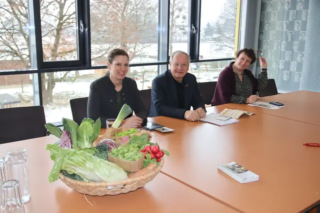 Andrea Pock, Josef Ober, Martina Lepschi (v.l.). | Foto: MeinBezirk/Herwig Brucker