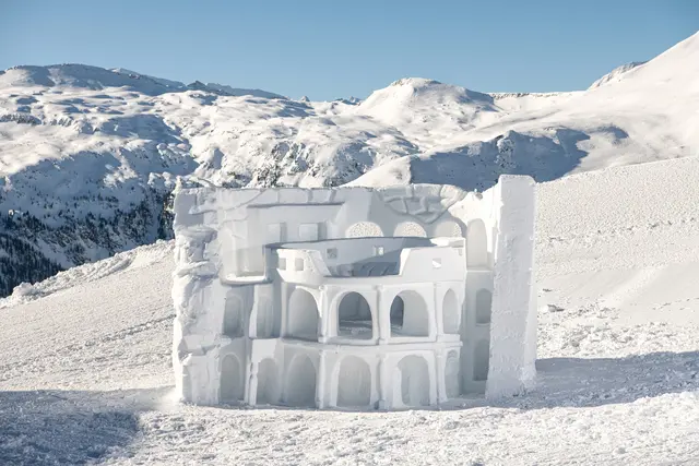 Art on snow 2023 Kolosseum Theater der Gladiatoren Bergstation Kaserebenbahn. | Foto: GGasteinertal Tourismus GmbH, Fotoatelier Wolkersdorfer