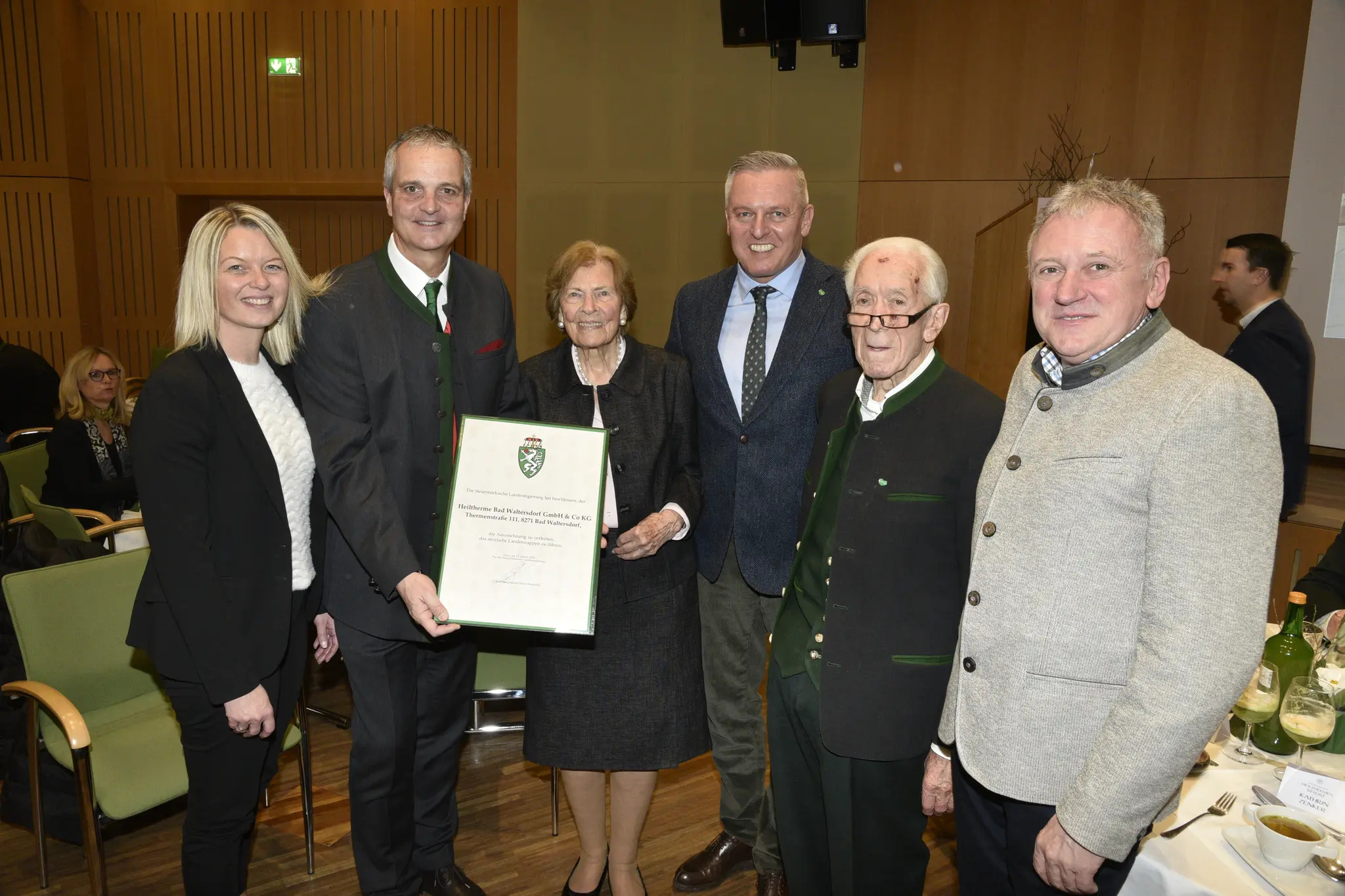Heiltherme Bad Waltersdorf : Landeswappen für steirisches Märchen mit Pioniergeist