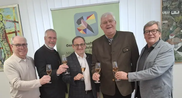 Von links: Wolfgang Gutenthaler, Franz Karl Prüller, Johannes Hinterreither-Kern, Alois Hochedlinger und Josef Lindner. | Foto: Gemeinschaftsstiftung Mühlviertel