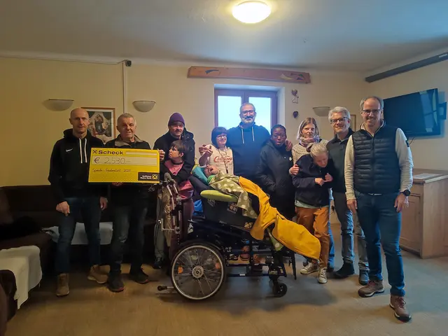 Die offizielle Spendenübergabe im „Haus Sonnleiten" in Mitterdorf an der Raab.  | Foto: Laufgemeinschaft Gutenberg - Mortantsch