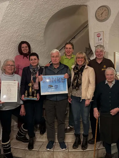 Von links nach rechts: ehem. VS-Lehrerin Gerti Pichler, VOL Dipl.-Päd. Andrea Frischauf, GF Mag. Susanne Duschek, Ma, Prof. Helmut Maletzke, Elisabeth Mauser, ehem. VS-Schulleiterin Elke Bärenthaler, Hubert Mauser und Margarethe Mauser | Foto: Mauser Mühltaler