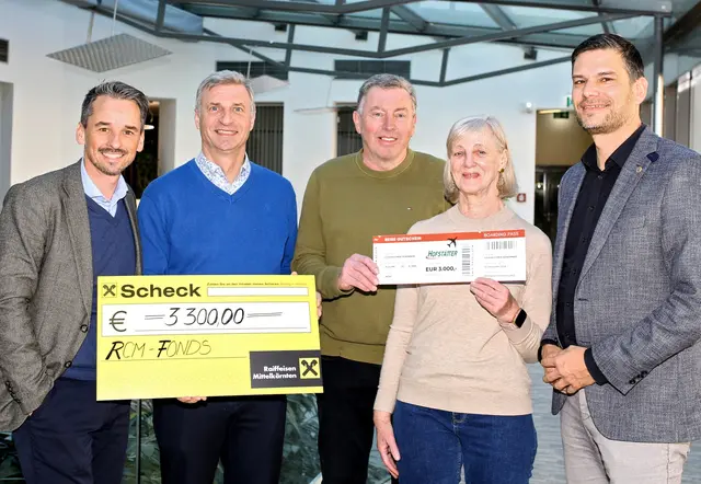 Daniel Gradenegger, Gunter Krenn, Erich und Manuela Canori und LC-Präsident Stefan Kogler | Foto: LC St.Veit