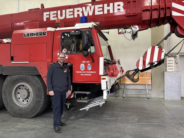 Der 38-Jährige steht an der Spitze der größten Feuerwehr im Bezirk Hollabrunn. | Foto: Alexandra Goll