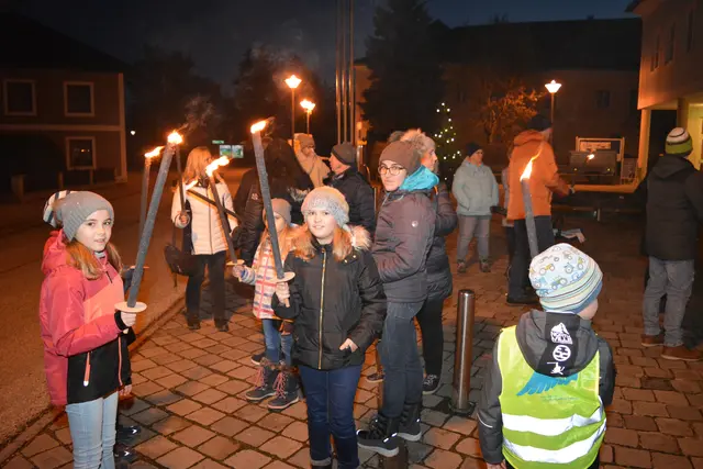 Fackelwanderung – Treffpunkt Dorfplatz St. Pantaleon
 | Foto: Team SPÖ St. Pantaleon-Erla