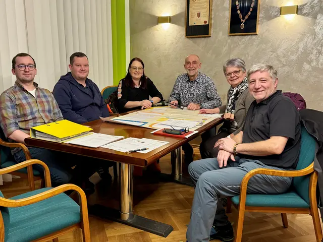 Christian Breiteneder, Christian Wally, Monika Huber, Josef Schaden, Maria Hödl, Günther Prinz (v.l.). | Foto: Marktgemeinde Schweiggers