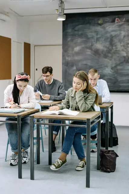 Schülerinnen und Schüler der Neuen Mittelschule Klosterneuburg bekommen Unterstützung für den Start ins Berufsleben (Symbolbild). | Foto: Pexels
