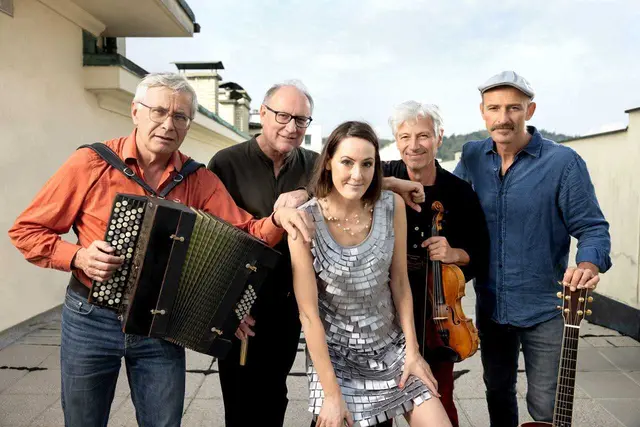 Aniada a Noar begibt sich mit slowenischen Freunden auf eine musikalische Entdeckungsreise. | Foto: privat