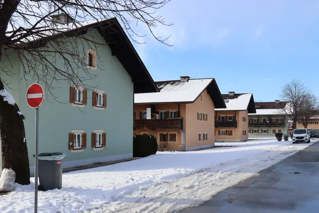 Die Wohnanlagen, in der Haller Südtirolersiedlung aus dem Jahr 1942, sollen nach Plänen der NHT schrittweise abgerissen und neu gebaut werden. | Foto: Kendlbacher