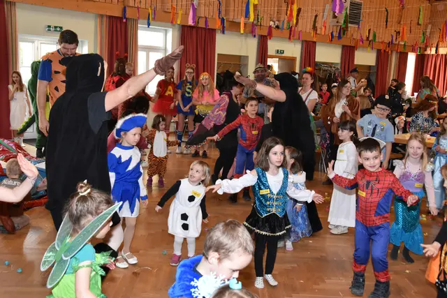 Der traditionelle Kinderfasching des Sportvereins Kleinschweinbarth lädt kleine und große Faschingsfans zum Feiern ein. | Foto: Sportverein Kleinschweinbarth