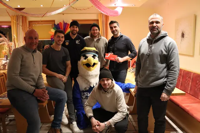 Mit dabei waren unter anderem: VSV-Trainer Pierre Allard, die Spieler Nikita Scherbak, René Swette, Nick Hutchison, Thomas Vallant, Moderator Gert Prohaska, Maskottchen Vili und Christian Gferer, Baruunion