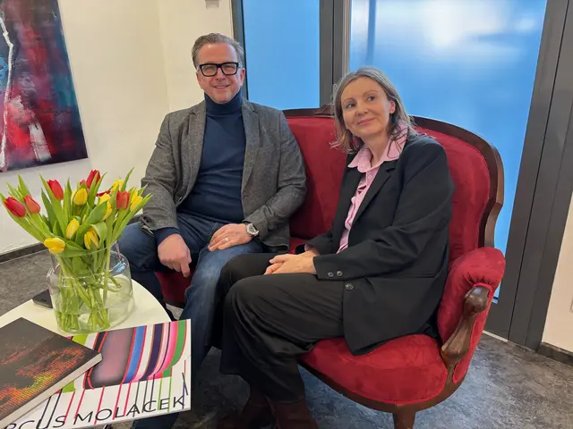 Willkommen im neuen Salon: Helmut Linhart und Ulrike Janach | Foto: Almer
