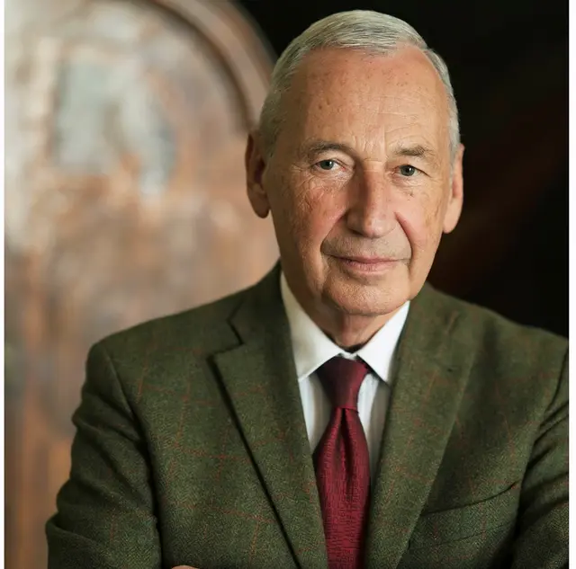 Johannes Huber hält einen Vortrag im Pfarrzentrum St. Erhard. | Foto: lukasbeck.com