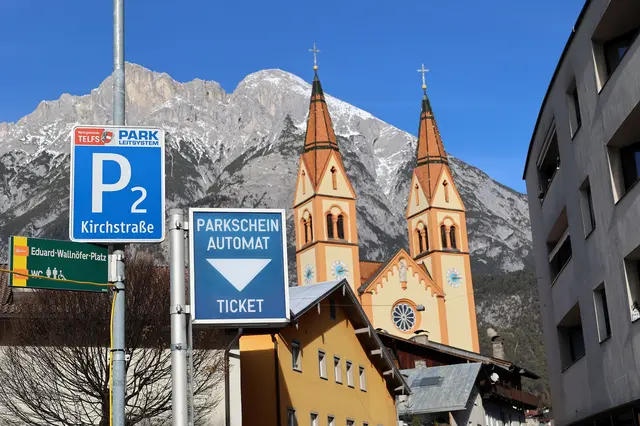 Mit 1. Februar tritt in Telfs eine neue Parkraumbewirtschaftung in Kraft. | Foto: MG Telfs/Hackl