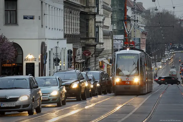 Am Freitagvormittag sorgte ein Gleisschaden in Wien für Ausfälle und Verzögerungen. (Symbolfoto) | Foto: Christoph H. Breneis/Wiener Linien