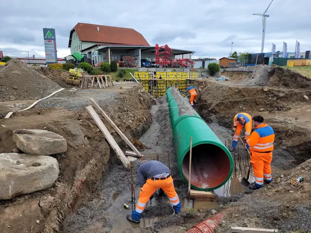 Arbeiten für einen Durchlasstausch beim Baulos B2 in Vitis im Jahr 2025 - so ähnlich wird auch das Baulos B2 Scheideldorf Ost ausgeführt. | Foto: NÖ Straßendienst