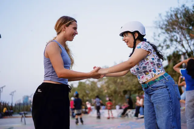 „Es gibt mittlerweile so gute Frauen am Skateboard. Das macht mich echt stolz.“ | Foto: Privat