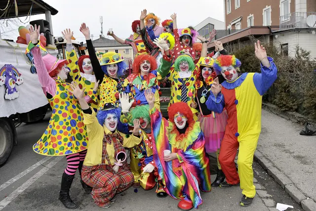 Bunt, fröhlich, ausgelassen – der Fasching ist auch im Bezirk Braunau angekommen. | Foto: Manfred Fesl