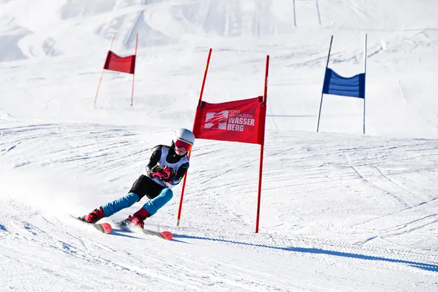 Als Höhepunkt gab es ein Skirennen.  | Foto: Manuela fotografiert (Manuela Pittini)