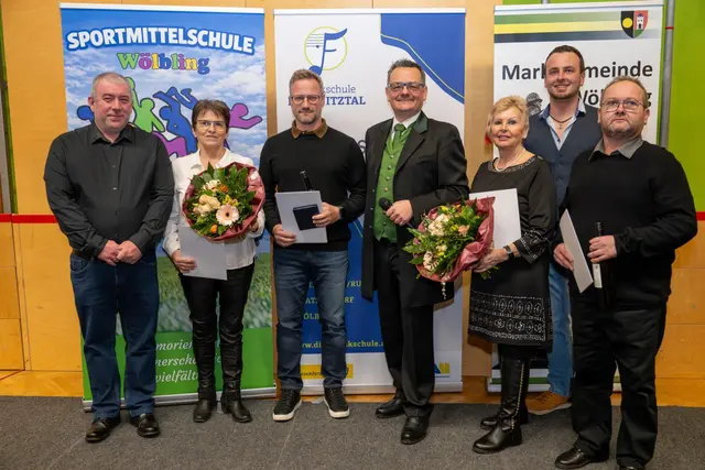 geschäftsführender Gemeinderat Bruno Popp, Irmgarg Schlager, Bernhard Fellner, Bürgermeister Peter Hießberger, Roswitha Hofirek-Duhs, geschäftsführender Gemeinderat David Hirschmüller, Gerhard Kikinger | Foto: www.montekuh.at