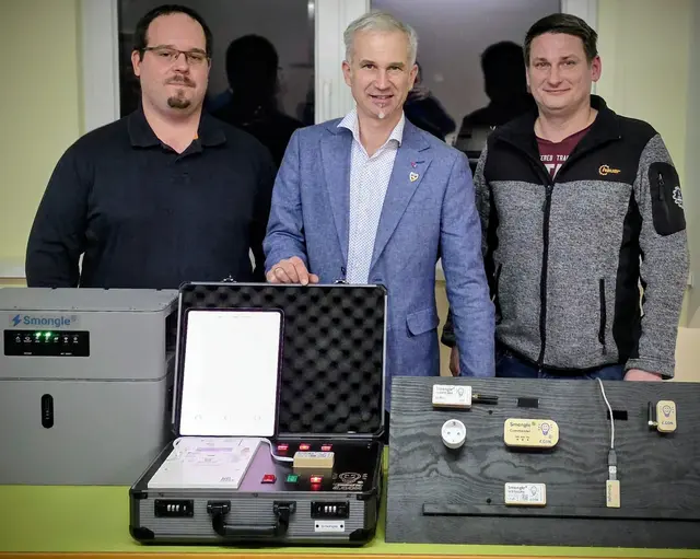 Philipp Neumann, Bgm. und Obmann Michael Strasser und Oliver Böcksteiner informierten über die Entwicklung der EEG. | Foto: Gemeinde Weinburg