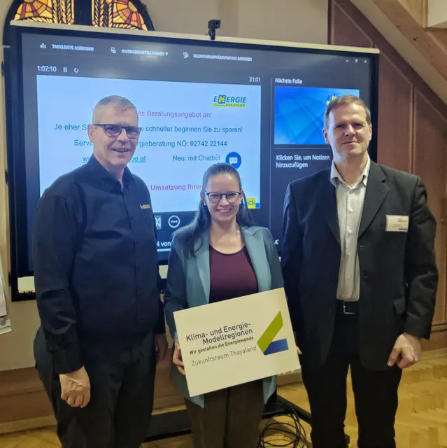 Gerhard Krenn, Christina Hirsch (KEM Management) und Roland Riemer | Foto: KEM Thayaland